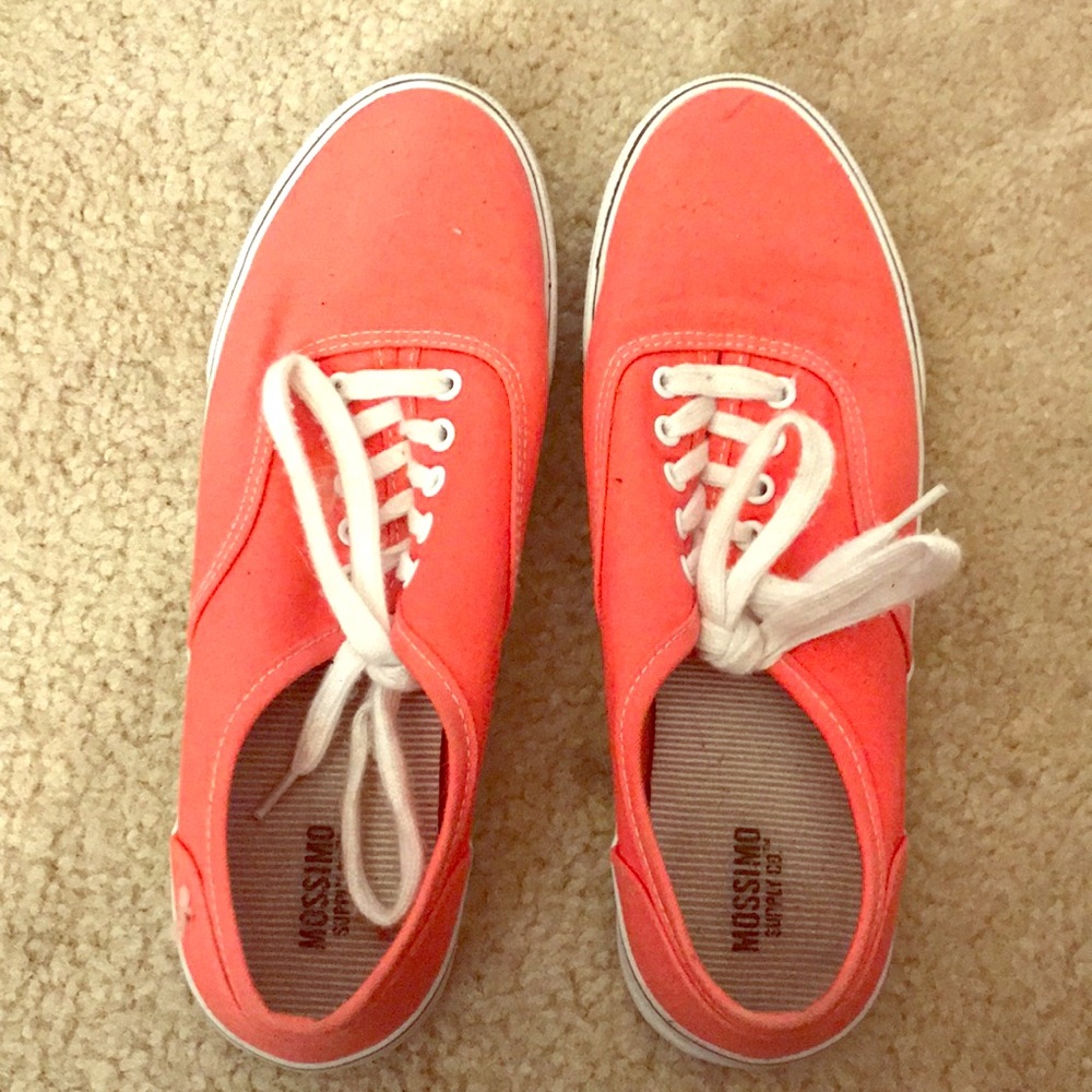 Pink shoes